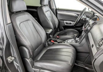 Подержанный автомобиль Opel Antara 2015 года (24 фото)