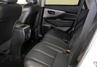 Подержанный автомобиль Nissan Murano Suv 2021 года (12 фото)