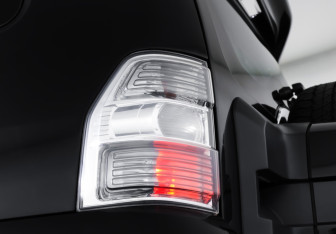 Подержанный автомобиль Mitsubishi Pajero 2014 года (21 фото)