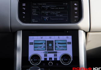 Подержанный автомобиль Land Rover Range Rover 2013 года (19 фото)