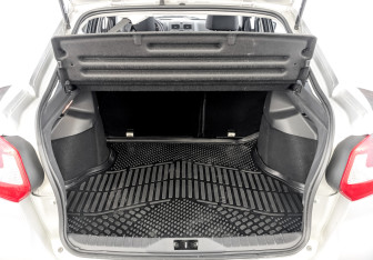 Подержанный автомобиль LADA (ВАЗ) Granta Liftback 2024 года (10 фото)