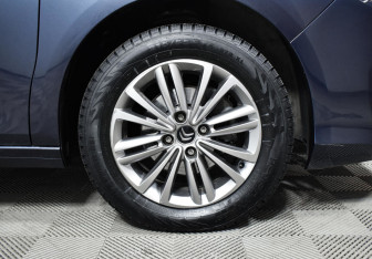 Подержанный автомобиль Citroen C4 Sedan 2019 года (7 фото)