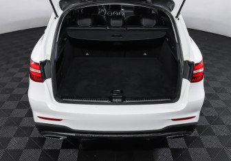 Подержанный автомобиль Mercedes-Benz GLC Coupe 2016 года (10 фото)