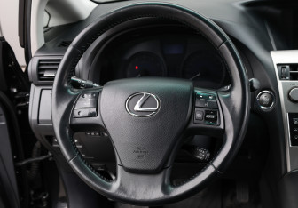 Подержанный автомобиль Lexus RX 2011 года (17 фото)