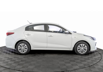 Подержанный автомобиль Kia Rio Sedan 2020 года (4 фото)