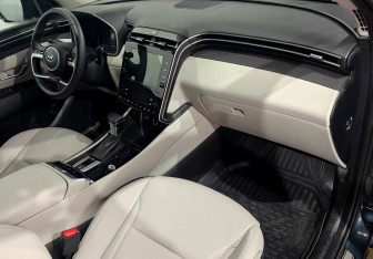 Подержанный автомобиль Hyundai Tucson 2024 года (12 фото)