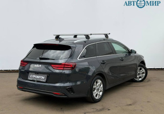 Подержанный автомобиль Kia Ceed Wagon 2021 года (8 фото)