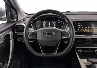 Подержанный автомобиль Geely Coolray 2023 года (22 фото)