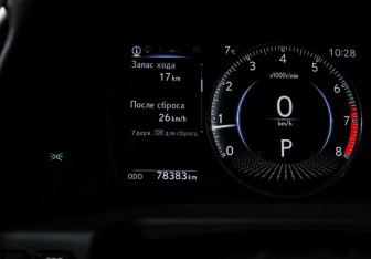 Подержанный автомобиль Lexus ES 2020 года (11 фото)