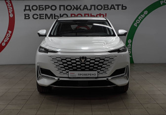 Подержанный автомобиль Changan UNI-K 2023 года (2 фото)