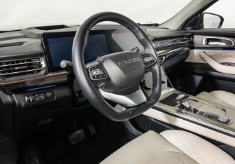 Подержанный автомобиль Exeed VX 2023 года (13 фото)