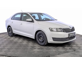 Подержанный автомобиль Skoda Rapid Liftback 2019 года (3 фото)