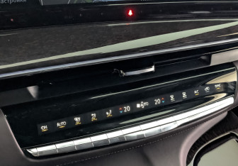 Подержанный автомобиль Cadillac Escalade Suv 2023 года (28 фото)