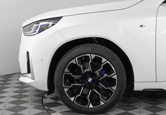 Подержанный автомобиль BMW X3 2025 года (8 фото)