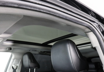 Подержанный автомобиль Toyota Highlander 2021 года (13 фото)