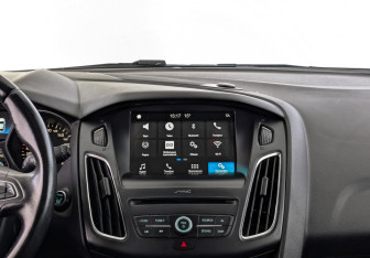 Подержанный автомобиль Ford Focus Wagon 2018 года (17 фото)