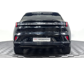 Подержанный автомобиль Zeekr 001 2024 года (6 фото)