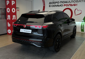 Подержанный автомобиль Volkswagen Tiguan 2024 года (4 фото)