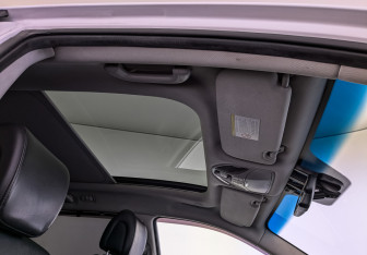 Подержанный автомобиль Hyundai Santa Fe 2012 года (23 фото)