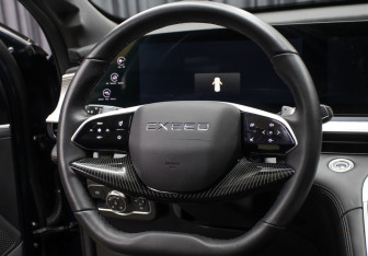 Подержанный автомобиль Exeed TXL 2024 года (16 фото)