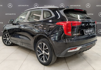 Подержанный автомобиль Haval Jolion 2022 года (7 фото)