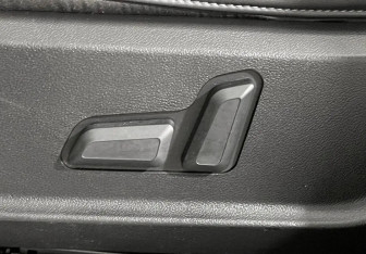 Подержанный автомобиль Haval F7 2022 года (9 фото)