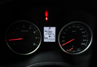 Подержанный автомобиль Subaru Forester Suv 2017 года (16 фото)