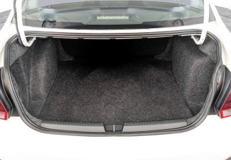 Подержанный автомобиль Volkswagen Polo Sedan 2019 года (10 фото)