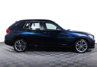 Подержанный автомобиль BMW X1 2012 года (4 фото)