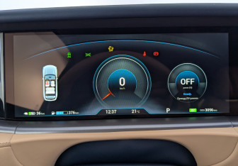 Подержанный автомобиль Voyah Free 2025 года (13 фото)