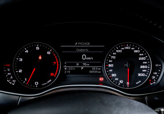 Подержанный автомобиль Audi A6 Sedan 2011 года (11 фото)