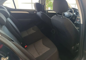 Подержанный автомобиль Citroen C4 Sedan 2017 года (14 фото)