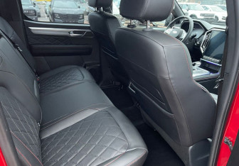 Подержанный автомобиль JAC T9 2024 года (18 фото)