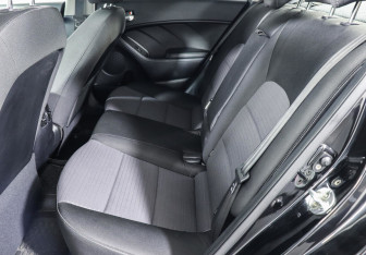 Подержанный автомобиль Kia Cerato Sedan 2017 года (10 фото)