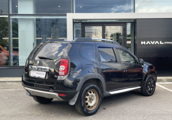 Подержанный автомобиль Renault Duster 2013 года (5 фото)