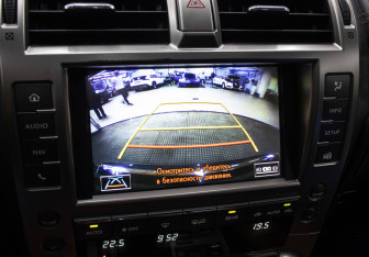 Подержанный автомобиль Lexus GX 2014 года (23 фото)