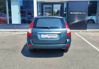 Подержанный автомобиль LADA (ВАЗ) Priora Wagon 2010 года (6 фото)