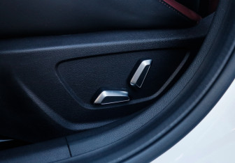 Подержанный автомобиль Geely Coolray 2023 года (14 фото)