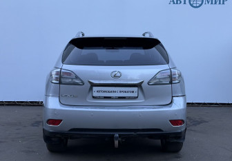 Подержанный автомобиль Lexus RX 2011 года (6 фото)