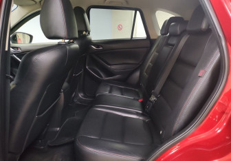 Подержанный автомобиль Mazda CX-5 2013 года (11 фото)