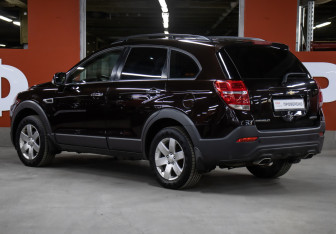 Подержанный автомобиль Chevrolet Captiva 2014 года (7 фото)