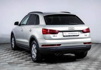 Подержанный автомобиль Audi Q3 2015 года (7 фото)