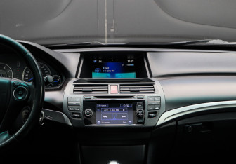 Подержанный автомобиль Honda Crosstour 2014 года (10 фото)