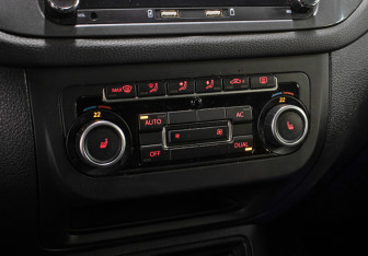 Подержанный автомобиль Volkswagen Tiguan 2011 года (18 фото)