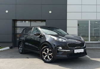 Подержанный автомобиль Kia Sportage 2021 года (3 фото)