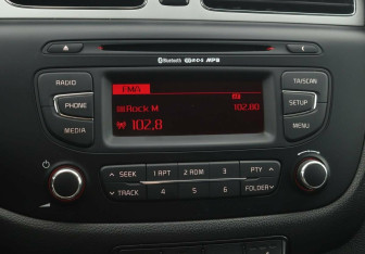 Подержанный автомобиль Kia Ceed Wagon 2015 года (10 фото)