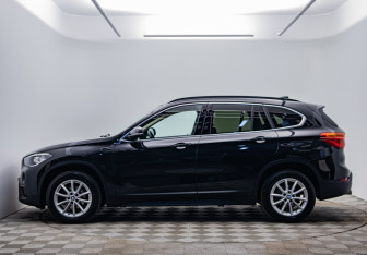 Подержанный автомобиль BMW X1 2019 года (2 фото)