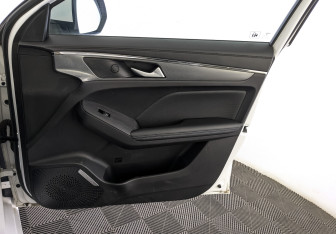 Подержанный автомобиль Haval Jolion 2023 года (24 фото)