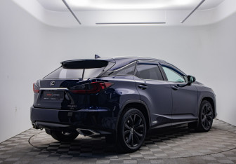 Подержанный автомобиль Lexus RX 2019 года (5 фото)