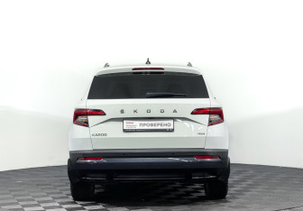 Подержанный автомобиль Skoda Karoq 2022 года (6 фото)